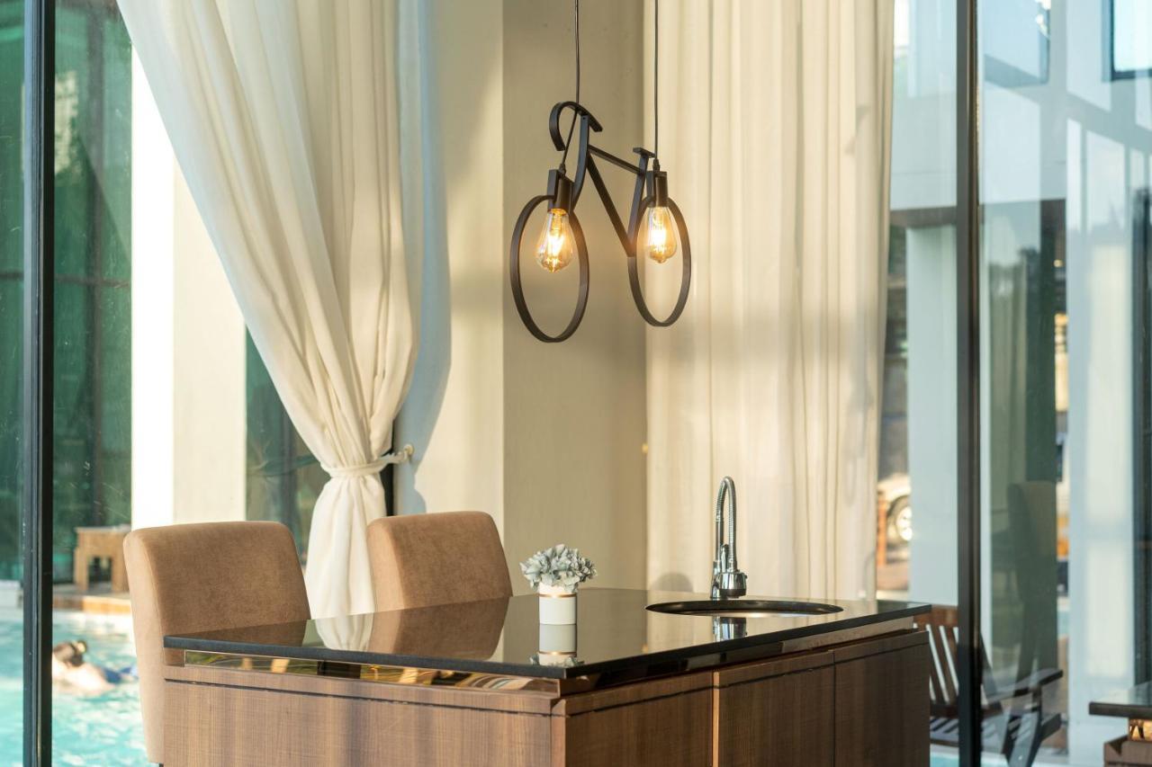 Căn hộ Luxe Duplex With Pool Access, Viva A101